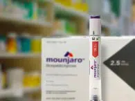 Mounjaro Kopen voor Afvallen: Ervaringen & Bijwerkingen Mounjaro - Tirzepatide with injection pen is an antidiabetic med